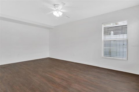 Casa en venta en Riverview, Florida, 4 dormitorios, 317.73 m2 № 2208633 - foto 4