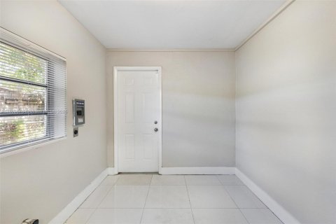 House in Fort Lauderdale, Florida 3 bedrooms, 140.19 sq.m. № 1972676 - photo 12