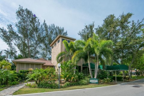 Condo in Sarasota, Florida, 2 bedrooms  № 1776998 - photo 11