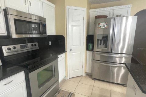 Villa ou maison à louer à Kissimmee, Floride: 4 chambres, 204.38 m2 № 1512774 - photo 14