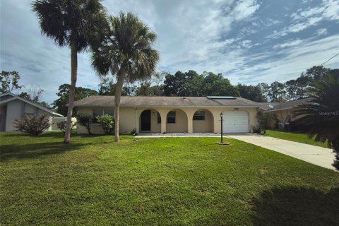 Villa ou maison à Palm Coast, Floride 2 chambres, 91.69 m2 № 2315113