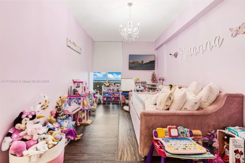 Condominio en venta en North Bay Village, Florida, 2 dormitorios, 135.45 m2 № 1978609 - foto 25