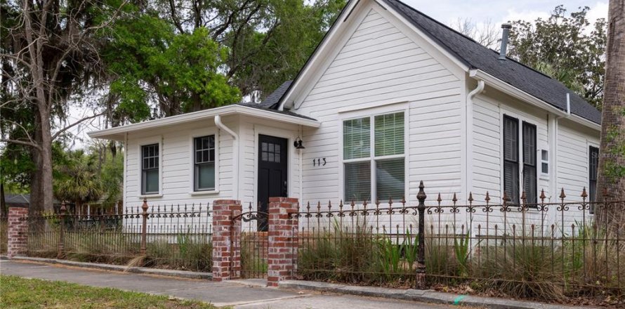 Villa ou maison à Gainesville, Floride 3 chambres, 135.54 m2 № 1899334