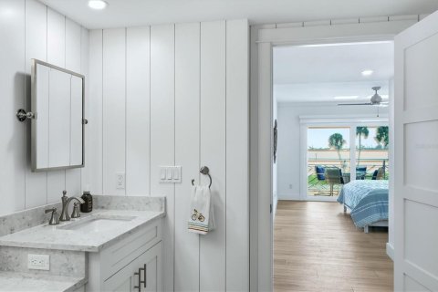 Condo in Placida, Florida, 3 bedrooms № 2106196 - photo 21