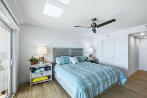 Condo in Placida, Florida, 3 bedrooms № 2106196 - photo 18