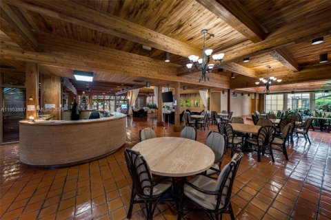 Condominio en venta en Miami, Florida, 1 dormitorio, 111.48 m2 № 2008259 - foto 28