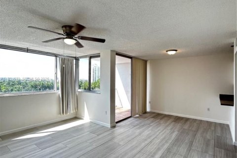 Condo in Miami, Florida, 1 bedroom  № 2042988