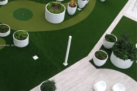 Снять в аренду кондоминиум в Майами, Флорида 1 спальня, 63.36м2, № 2046052 - фото 27