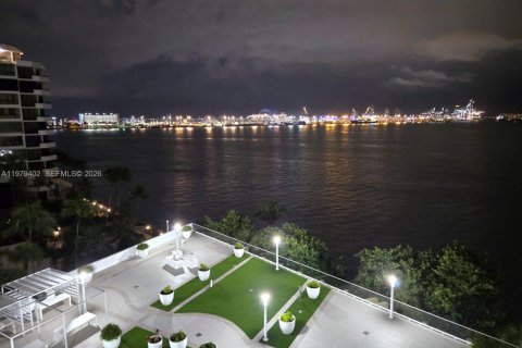 Снять в аренду кондоминиум в Майами, Флорида 1 спальня, 63.36м2, № 2046052 - фото 9