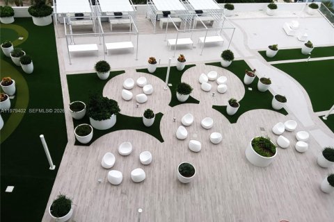 Снять в аренду кондоминиум в Майами, Флорида 1 спальня, 63.36м2, № 2046052 - фото 21