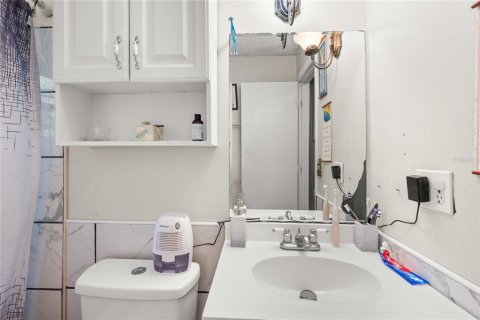 Villa ou maison à vendre à Dade City, Floride: 3 chambres, 114.27 m2 № 2199800 - photo 29