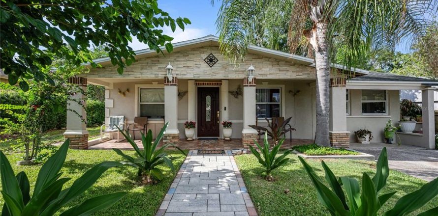 Villa ou maison à Dade City, Floride 3 chambres, 114.27 m2 № 2199800