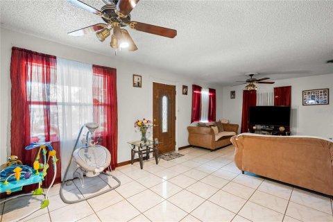 Villa ou maison à vendre à Dade City, Floride: 3 chambres, 114.27 m2 № 2199800 - photo 17
