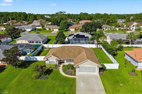 House in Palm Coast, Florida 3 bedrooms, 154.12 sq.m. № 2329335