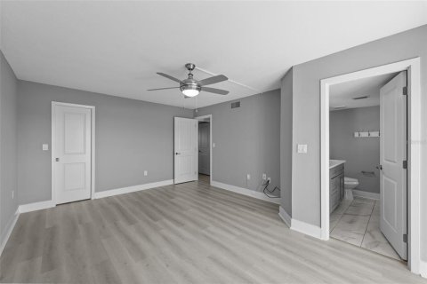 Copropriété à vendre à Saint Petersburg, Floride: 2 chambres, 97.55 m2 № 2102695 - photo 24