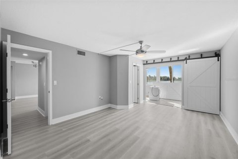 Copropriété à vendre à Saint Petersburg, Floride: 2 chambres, 97.55 m2 № 2102695 - photo 22