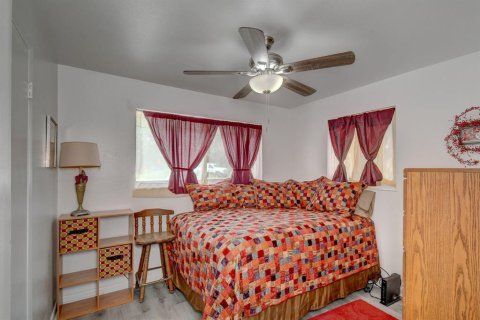 Villa ou maison à louer à Vero Beach, Floride: 3 chambres, 113.9 m2 № 590746 - photo 1