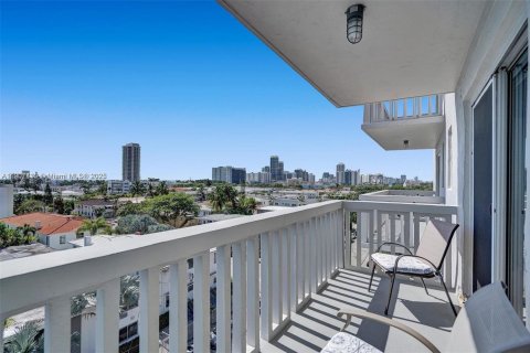 Condo à Miami Beach, Floride, 1 chambre  № 2012173