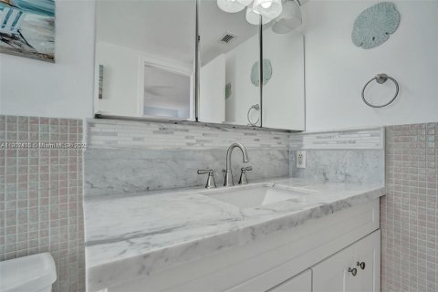 Copropriété à vendre à Miami Beach, Floride: 1 chambre, 74.79 m2 № 2012173 - photo 23