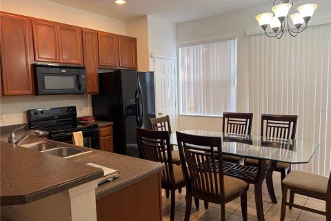 Touwnhouse à louer à Kissimmee, Floride: 3 chambres, 121.89 m2 № 2381098 - photo 4