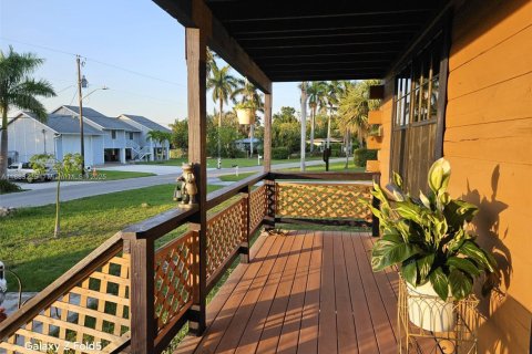 Casa en venta en Fort Myers, Florida, 2 dormitorios, 154.59 m2 № 1932078 - foto 14