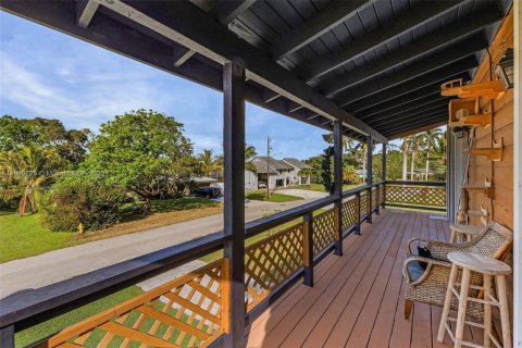 Casa en venta en Fort Myers, Florida, 2 dormitorios, 154.59 m2 № 1932078 - foto 7