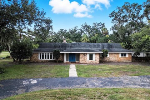 House in Arcadia, Florida 4 bedrooms, 379.88 sq.m. № 1900352 - photo 2