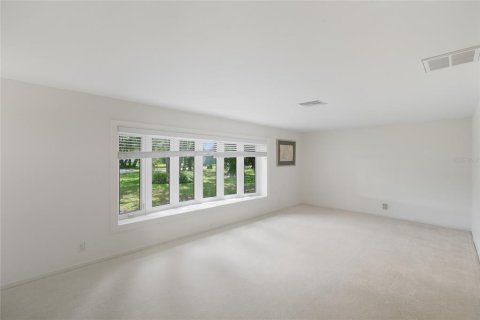 House in Arcadia, Florida 4 bedrooms, 379.88 sq.m. № 1900352 - photo 5