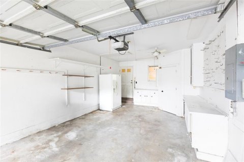 House in Arcadia, Florida 4 bedrooms, 379.88 sq.m. № 1900352 - photo 26