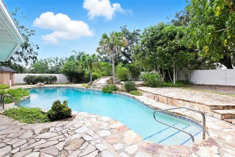 House in Arcadia, Florida 4 bedrooms, 379.88 sq.m. № 1900352 - photo 30