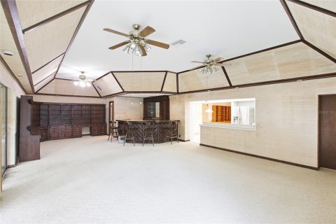 House in Arcadia, Florida 4 bedrooms, 379.88 sq.m. № 1900352 - photo 9