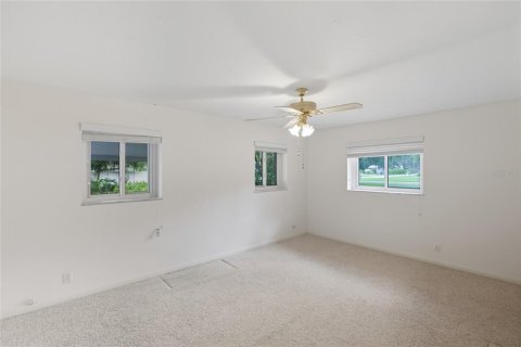 House in Arcadia, Florida 4 bedrooms, 379.88 sq.m. № 1900352 - photo 23