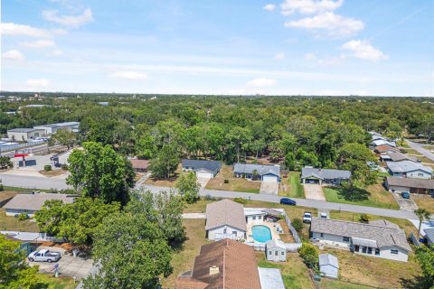 House in Edgewater, Florida 2 bedrooms, 116.31 sq.m. № 1719032 - photo 27