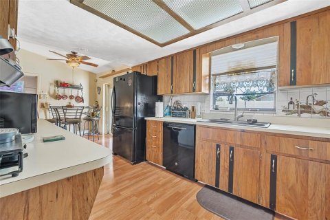 House in Edgewater, Florida 2 bedrooms, 116.31 sq.m. № 1719032 - photo 10