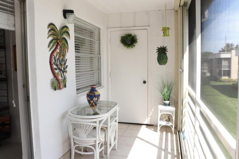 Condominio en alquiler en Delray Beach, Florida, 2 dormitorios, 83.8 m2 № 1072605 - foto 1