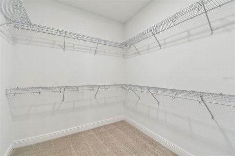 Casa en venta en Zephyrhills, Florida, 4 dormitorios, 263.38 m2 № 1559934 - foto 25