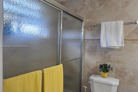 Copropriété à louer à Hallandale Beach, Floride: 2 chambres, 102.19 m2 № 2050179 - photo 16