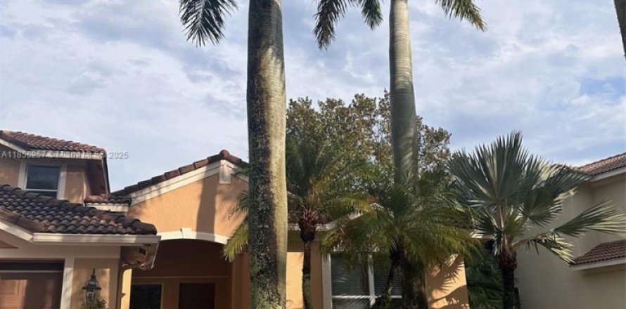 House in Weston, Florida 6 bedrooms, 279.82 sq.m. № 1887225