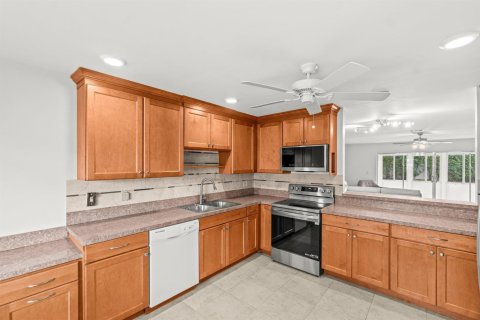 Condo in Delray Beach, Florida, 2 bedrooms  № 2251760 - photo 4