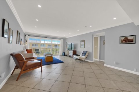 Copropriété à vendre à Fort Lauderdale, Floride: 2 chambres, 91.04 m2 № 2185473 - photo 2