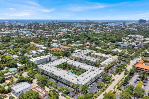 Copropriété à vendre à Fort Lauderdale, Floride: 2 chambres, 91.04 m2 № 2185473 - photo 30