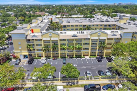 Copropriété à vendre à Fort Lauderdale, Floride: 2 chambres, 91.04 m2 № 2185473 - photo 24