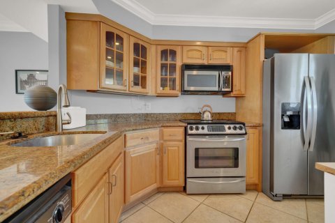 Copropriété à vendre à Fort Lauderdale, Floride: 2 chambres, 91.04 m2 № 2185473 - photo 9