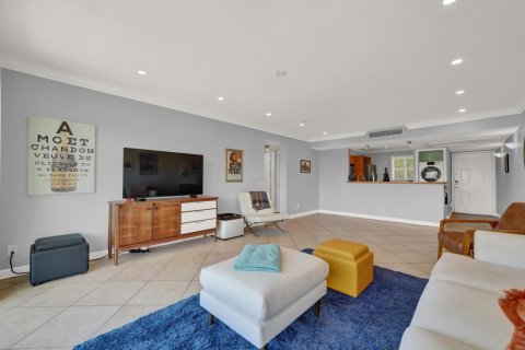 Copropriété à vendre à Fort Lauderdale, Floride: 2 chambres, 91.04 m2 № 2185473 - photo 6