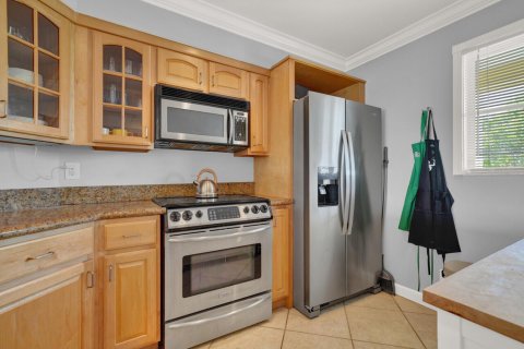 Copropriété à vendre à Fort Lauderdale, Floride: 2 chambres, 91.04 m2 № 2185473 - photo 11
