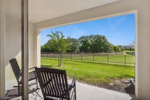 Townhouse in Howey-in-the-Hills, Florida 3 bedrooms, 155.43 sq.m. № 2378376 - photo 18