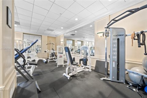 Condo in Miami Beach, Florida, 2 bedrooms  № 1741405 - photo 10