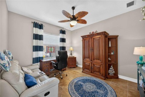 Villa ou maison à vendre à Rotonda, Floride: 3 chambres, 186.45 m2 № 2225311 - photo 8