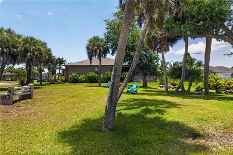 Villa ou maison à vendre à Rotonda, Floride: 3 chambres, 186.45 m2 № 2225311 - photo 19