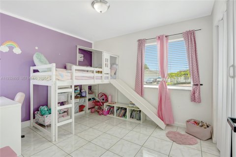 Купить виллу или дом в Хомстед, Флорида 4 спальни, 149.67м2, № 1991451 - фото 11